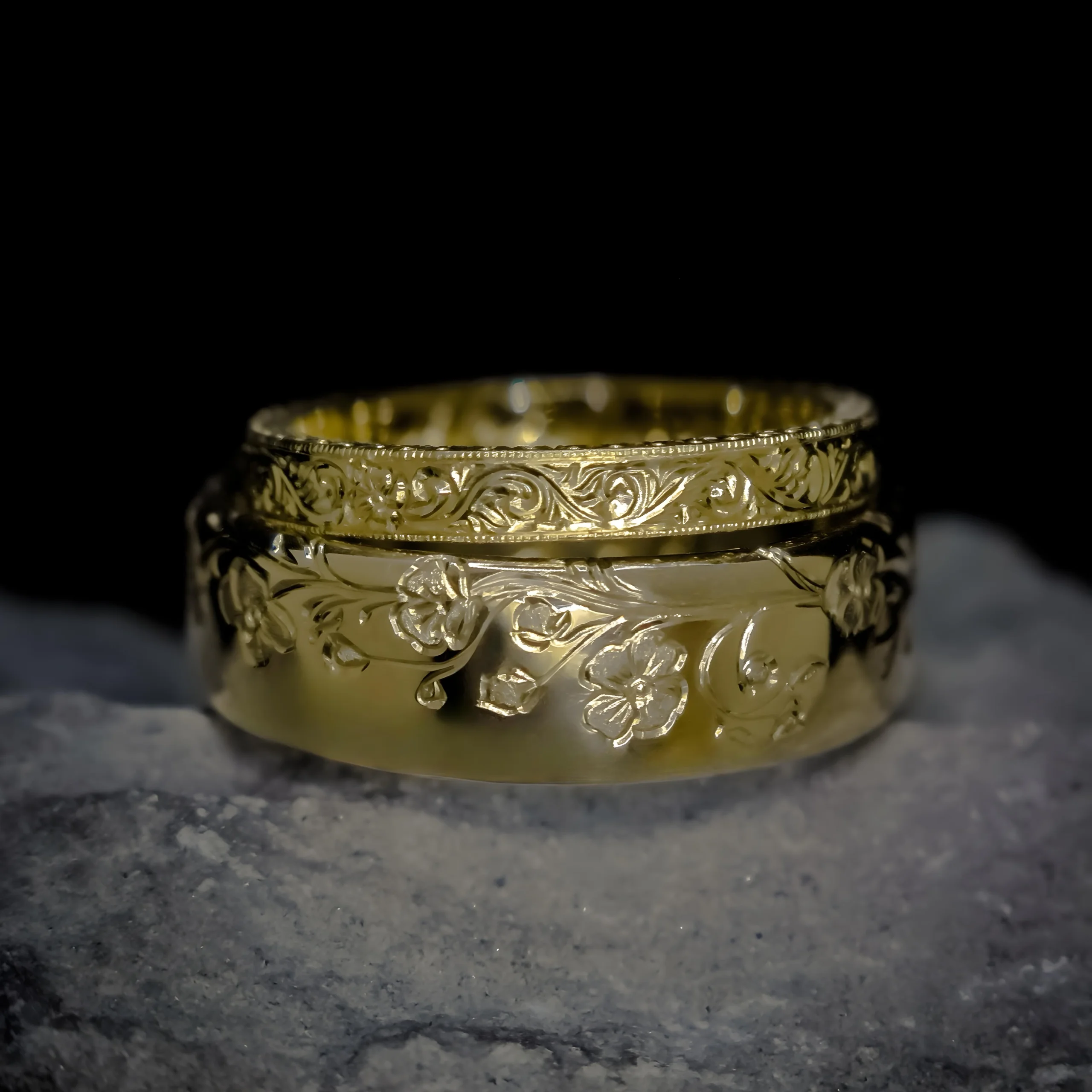 Argollas de Matrimonio de oro tallado